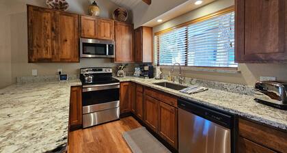Cozy Bear Lodge | Modern Mountain Retreat | MSC0753