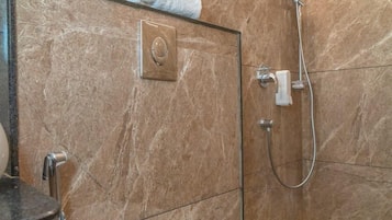Doppia Deluxe | Bagno | Asciugamani