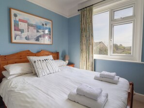 4 habitaciones, decoración personalizada y muebles diferentes