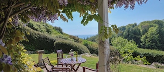 Lynch Cottage