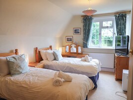 3 bedrooms, WiFi (free), individually decorated, individually furnished