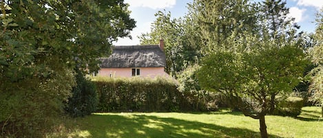Cottage | Interior