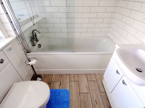 Cottage | Bathroom | Shower, hair dryer - Watersplash Cottage (Lyme Regis)