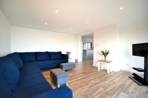 Living room - Yarrow (Bridport)