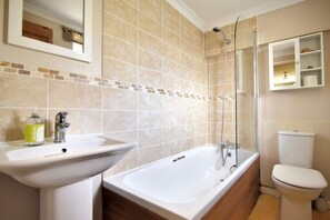 Casa de campo | Baño | Ducha y secador de pelo