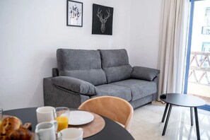 Dining - Apartment Puerto Playa, Fuengirola center (Fuengirola)