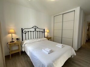 2 bedrooms, in-room safe, iron/ironing board, travel cot - Nerja Paradise Rentals - Apartment El Califa 3 (Nerja)