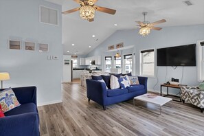 Smart TV, DVD player