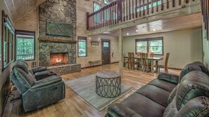 المنشأة من الداخل