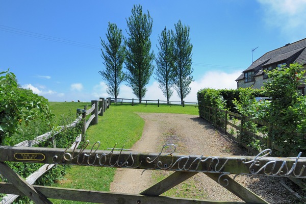 Cottage | Property grounds