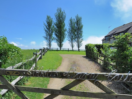Cottage | Property grounds. East Barn