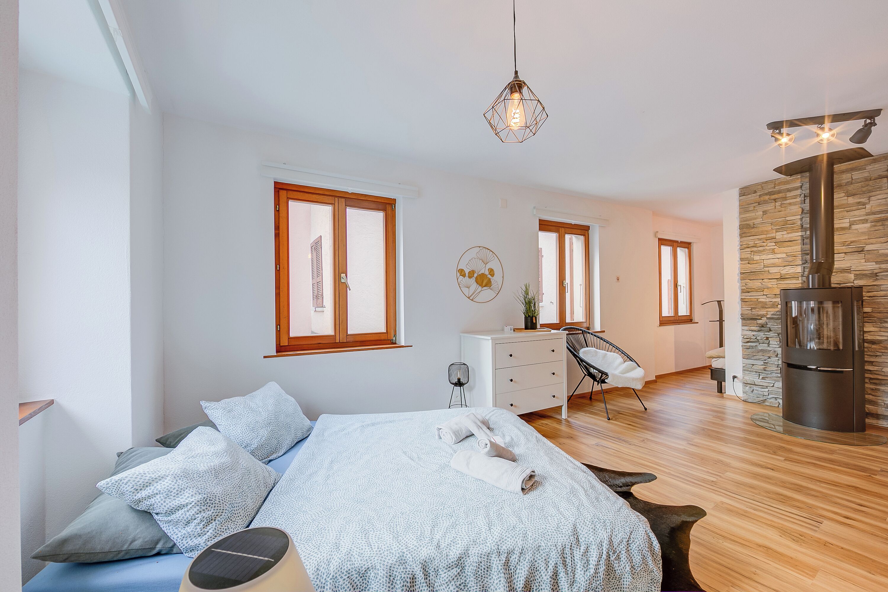 Family Villa, 1 Bedroom, Fireplace (Casa Elvezia) | 1 bedroom, laptop workspace, WiFi, bed sheets