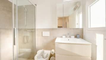 Family Villa, Multiple Bedrooms (Casa Elvezia) | Bathroom | Shower, hair dryer, towels, soap