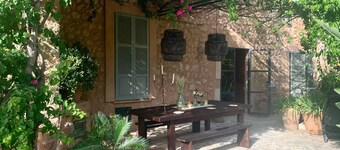 Idyllic country finca in Soller