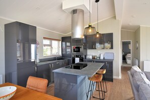 Cottage | Interior - Hazelwood 4 @ Pinewood Retreat (Lyme Regis)