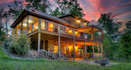 Copper Ridge Cabin by Escape to Blue Ridge