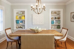 Dining - Beautiful Bright 6 bedroom home in the heart of Buckhead (Atlanta)