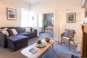 Interior - Cozy Coastal Getaway (North Shields)