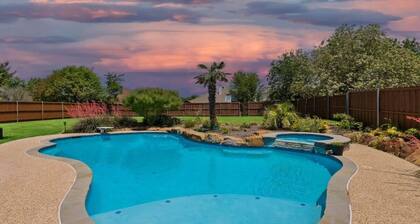 Southern Charm & Luxury Living - BBQ & Pool