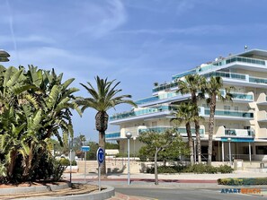 Exterior - APARTBEACH LOS JUNCOS 1 RESIDENTIAL (La Pineda)