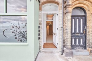 Exterior detail - Host & Stay | Studio Pod 2 (Saltburn-by-the-Sea)