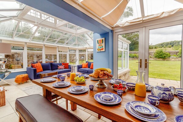 Småhus | Eget kjøkken | Kjøleskap, oppvaskmaskin, vannkoker og brødrister