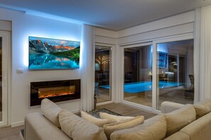 Fernseher, Videospielkonsole, Stereoanlage