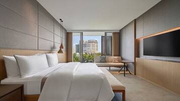 Habitación Deluxe, 1 cama King size, para fumadores, vista al jardín (Balcony) | Ropa de cama de alta calidad, edredón y camas con efecto memoria