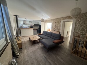 تلفزيون ذكي