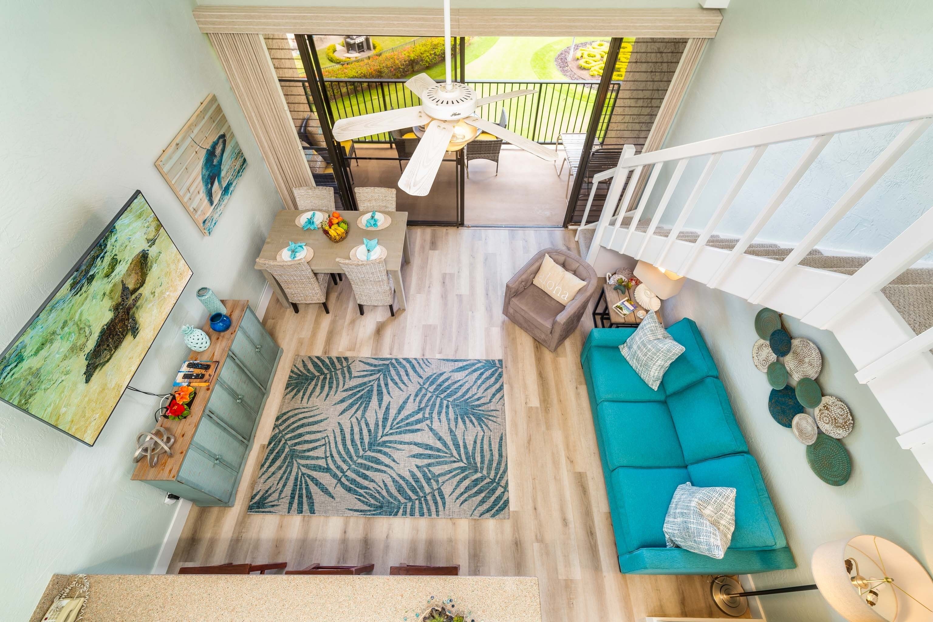 Condo, 2 Bedrooms | Living area
