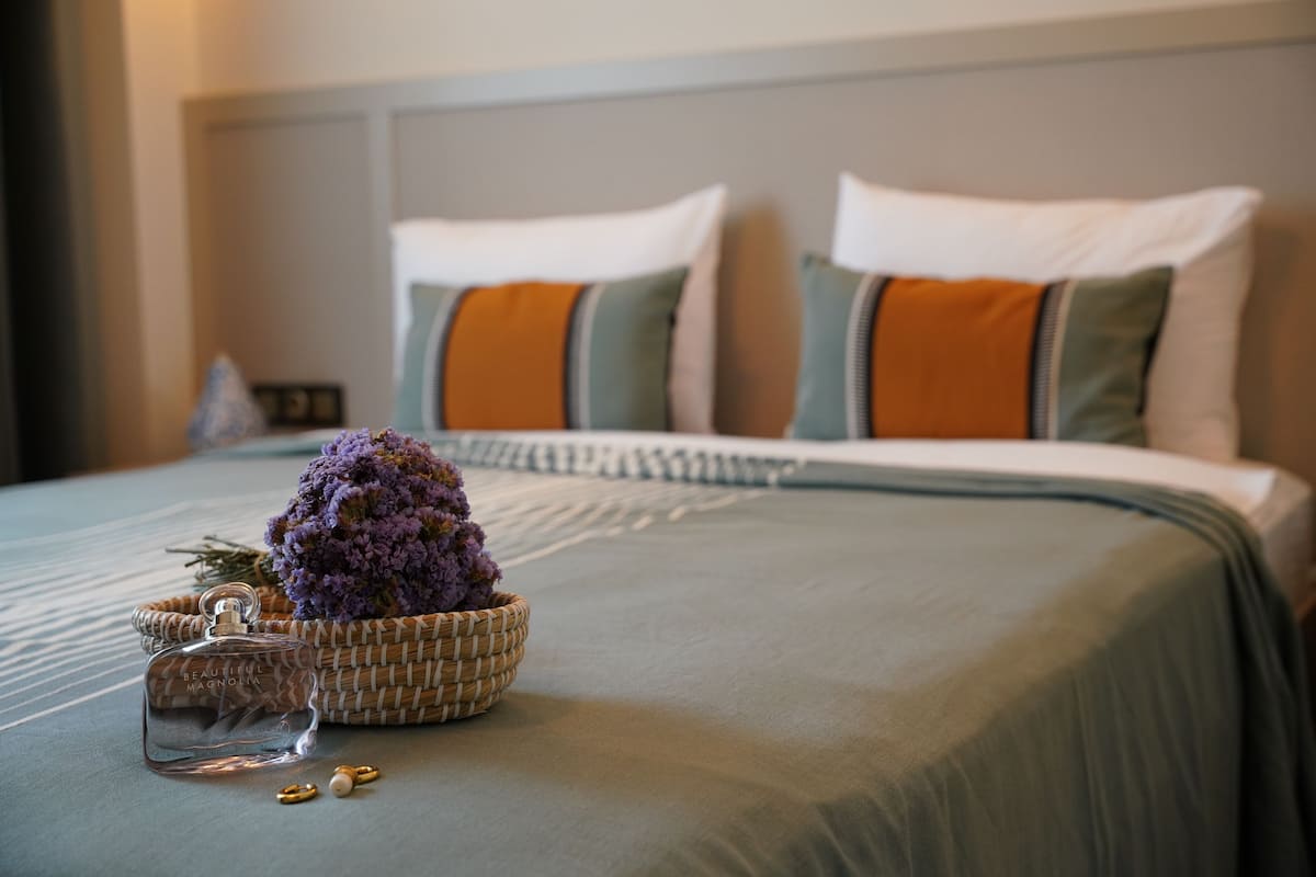Standard Room, Garden View | In-room safe, free WiFi, bed sheets