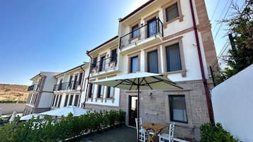 Studio Suite Deluxe, quang cảnh biển, khu vực vườn | Hiên