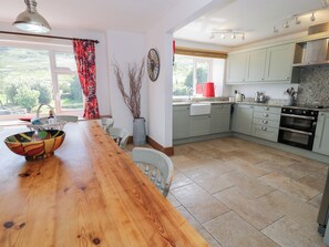 Fridge, dishwasher, cookware/dishes/utensils