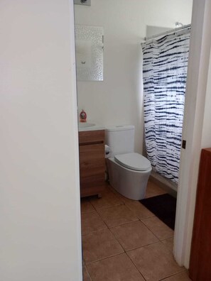 Shower, towels, soap, shampoo