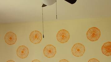 1 bedroom, in-room safe, free WiFi, bed sheets