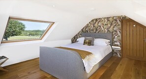 1 bedroom, iron/ironing board, free WiFi, bed sheets - The Pheasantry - Luxury Eco Retreat with breakfast (Wicklewood, Wymondham)