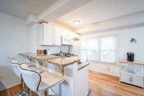 冰箱、微波炉、炉灶、茶具/咖啡用具