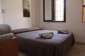 3 camere, ferro/asse da stiro, Wi-Fi gratuito, lenzuola