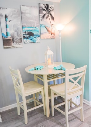 Dining - Suite Escape: King Suite Near Beach, Golf Cart, Hot Tub (Emerald Isle)