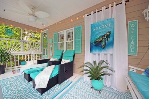 Romantic Celebrations Meet the Beach!!! [Suite Escape]