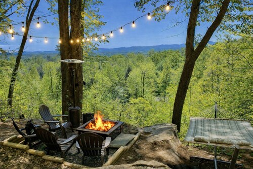The Charming Place | Pet Friendly Hendersonville Retreat with Hot Tub, Fire Pit & View Overlook