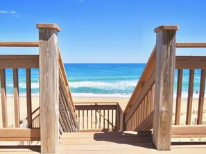 On the beach - Luxury, Ocean Front, Cargo Lift, 3rd Floor Penthouse KD0003 (Kill Devil Hills)