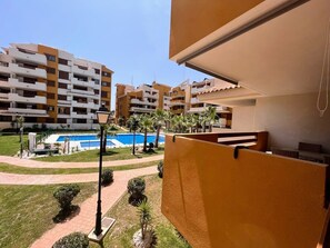 Property grounds - Tropical First floor apartment PP25 (Punta Prima)