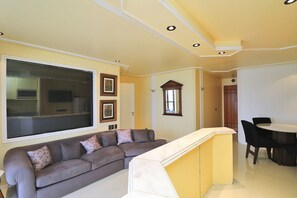 Executive Apartment | Interior - Rio Spot Varanda da Barra U043 (Rio de Janeiro)