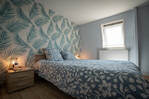 4 chambres, fer et planche à repasser, lit parapluie, Wi-Fi gratuit