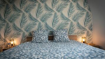 4 bedrooms, iron/ironing board, travel crib, free WiFi