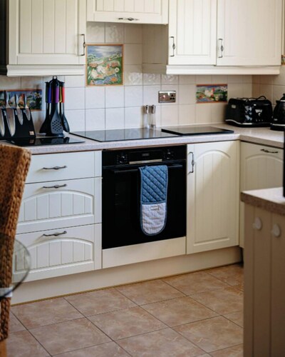 Rural two-bedroom barn conversion