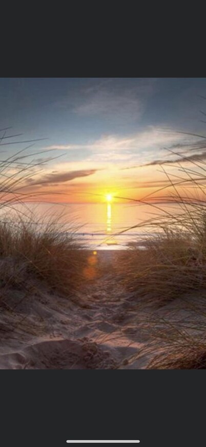 “2 Impulsive” Luxury Condo Steps from the beach in the Beach Club at Whalehead