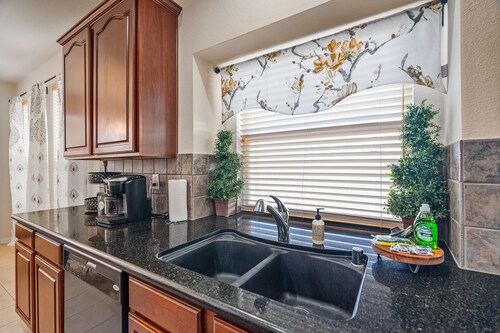 Best of Allen, TX! 6 Bedroom. Gameroom