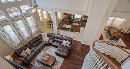 Best of Allen, TX! 6 Bedroom. Gameroom